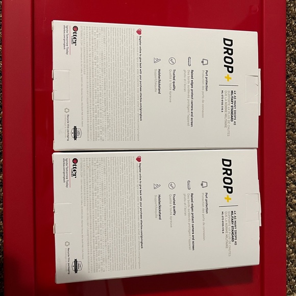 iPhone 13 pro otter box - Picture 2 of 2